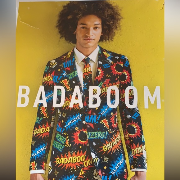 Comic suit - Picture 2 of 5